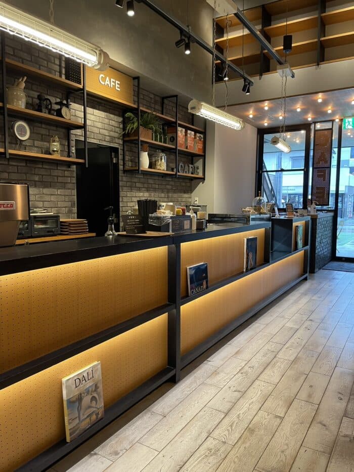 LAMP LIGHT BOOKS CAFE fukuokaの写真 7