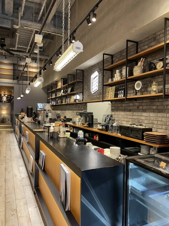 LAMP LIGHT BOOKS CAFE fukuokaの写真 2