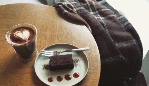 【博多カフェ】真っ白な外観のおしゃれなカフェ｜alu coffee（或珈琲）