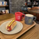 LAMP LIGHT BOOKS CAFE fukuoka｜24時間灯りの消えない大名カフェ