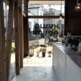 Kuwanomi cafe｜福岡市早良区にある一面ガラス張りで開放的な古民家リノベカフェ
