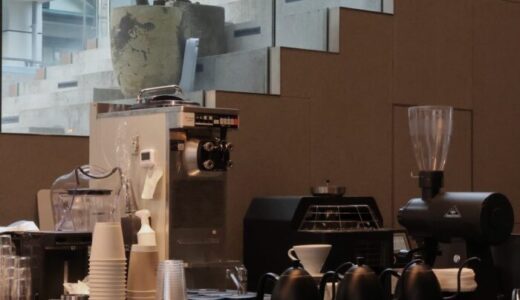 福岡市西区姪浜にあるカフェ「stong coffee lab 」の店内